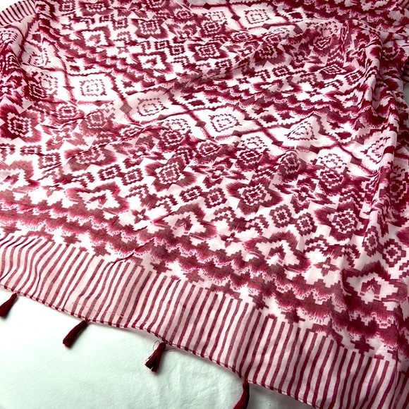 Tasseled Native inspired pattern scarf 42” square - Picture 2 of 7